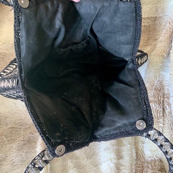 Handmade soda tab and crocheted handbag - Picture 3 of 4